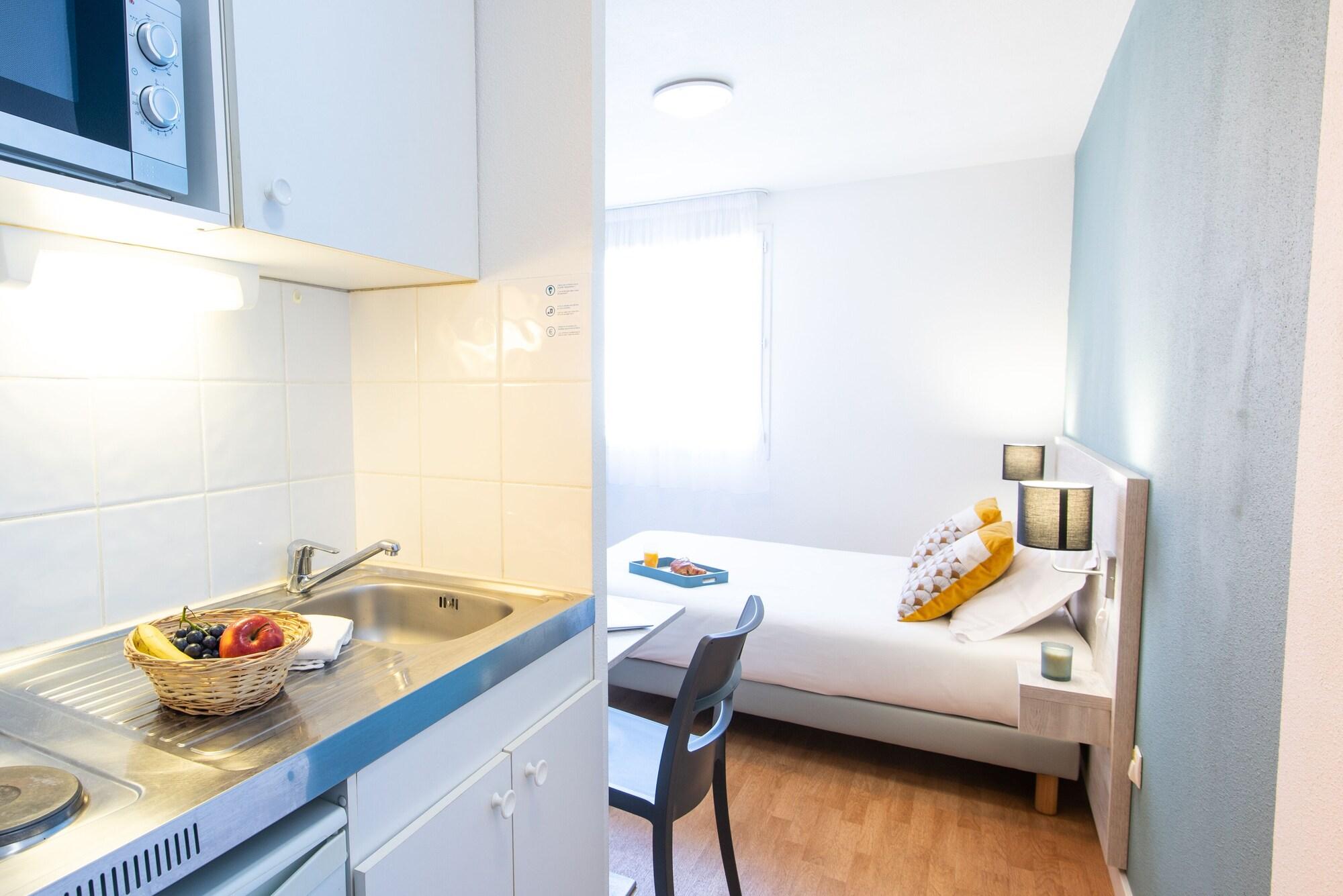 Comfort Aparthotel Aix Le Tholonet Exterior photo