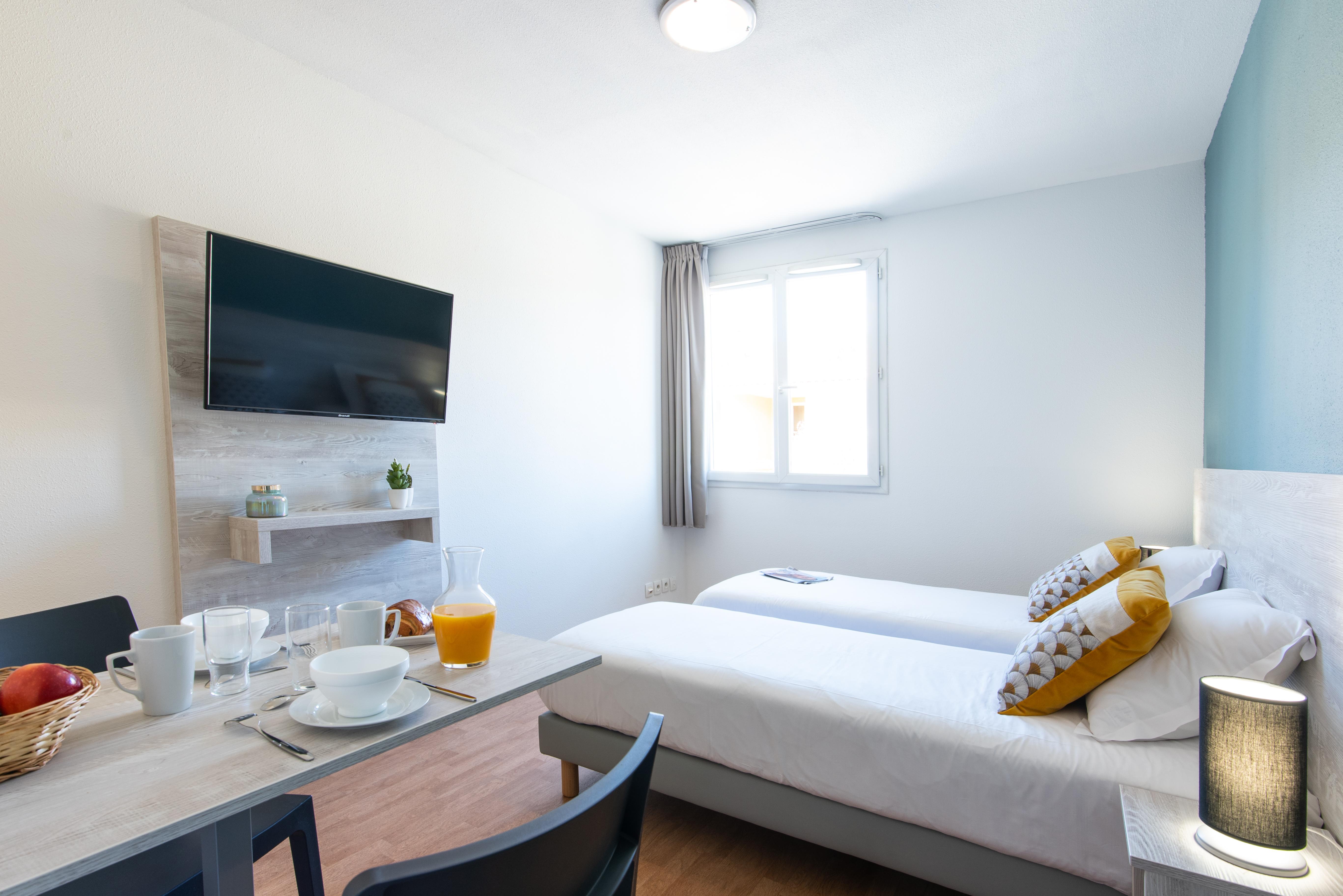 Comfort Aparthotel Aix Le Tholonet Exterior photo