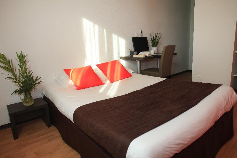 Comfort Aparthotel Aix Le Tholonet Exterior photo
